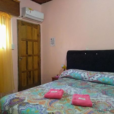 بويرتو إجوازو Butterfly Hostel المظهر الخارجي الصورة