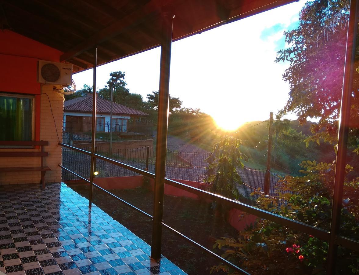 بويرتو إجوازو Butterfly Hostel المظهر الخارجي الصورة